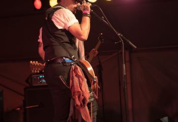 Raiva Rosa - Photo by Marc