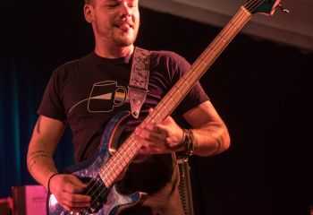 Raiva Rosa - Photo by Marc