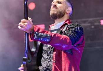 Silver Dust - Photo by Kevin