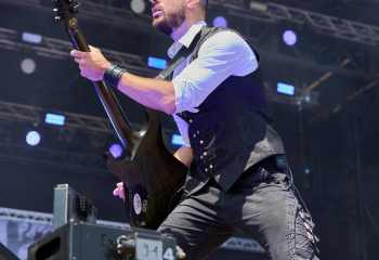 Silver Dust - Photo by Kevin