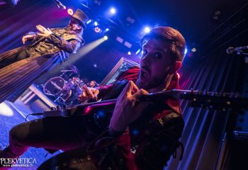 Silver Dust - Photo by Dänu