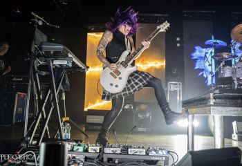 Skillet - Photo by Roli