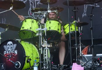 Sulphur Aeon - Photo By Peti