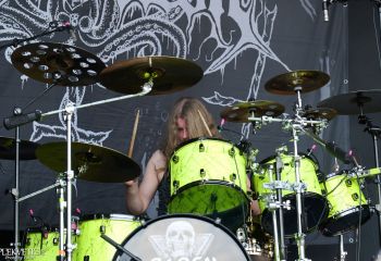 Sulphur Aeon - Photo By Peti