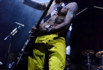 The Darkness - Photo by Pat