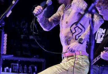 The Darkness - Photo by Pat