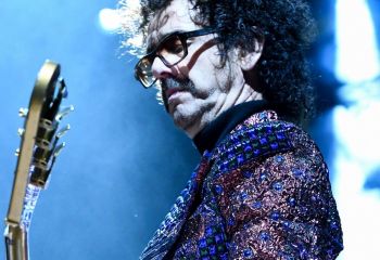 The Darkness - Photo by Pat