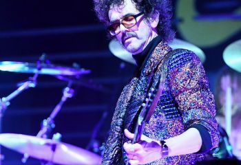 The Darkness - Photo by Pat