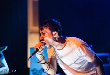 Trust the Shark-photo by Michel Varrin