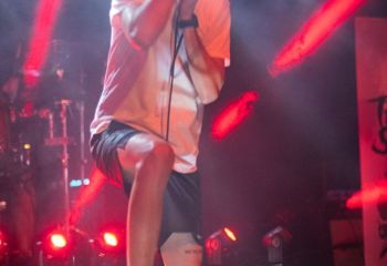 Trust the Shark-photo by Michel Varrin