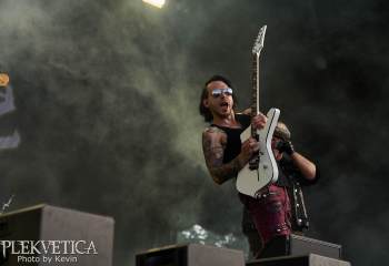 u-d-o-rock-the-lakes-a7406726