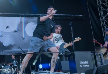 Überyou - Photo by Marc