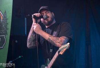 Vicious Rain - Photo by Marc