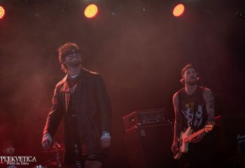 While She Sleeps - Photo by Dänu