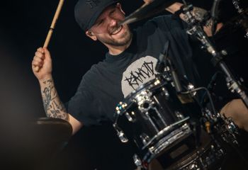 While She Sleeps - Photo by Dänu