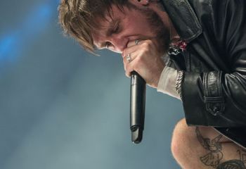 While She Sleeps - Photo by Dänu