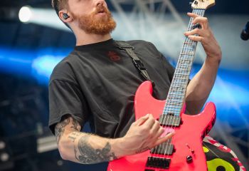 While She Sleeps - Photo by Dänu