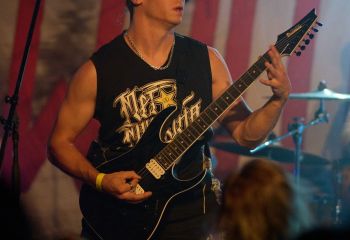 Whiteout - Photo By Peti