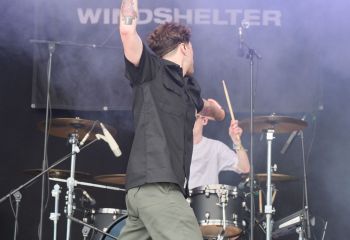 Windshelter - Photo By Peti