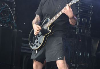 Windshelter - Photo By Peti