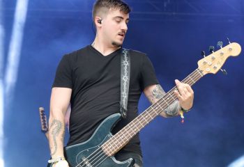 Windshelter - Photo By Peti