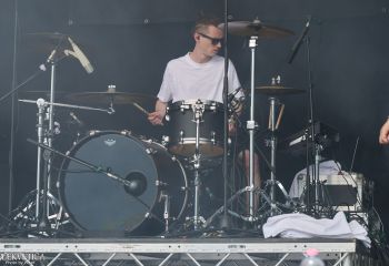 Windshelter - Photo By Peti