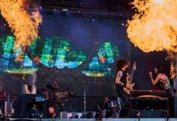 Within Temptation - Photo by Kevin