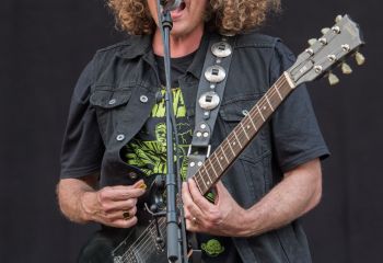 Wolfmother - Photo by Marc