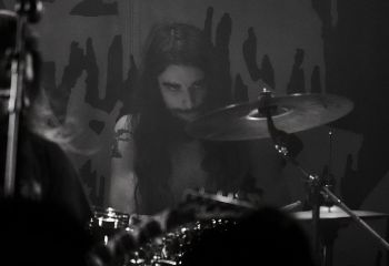 200 Stab Wounds - Photo By Peti