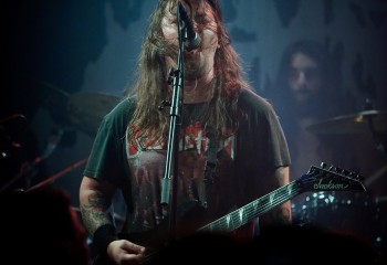 200 Stab Wounds - Photo By Peti