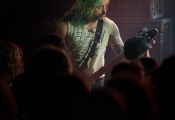 200 Stab Wounds - Photo By Peti