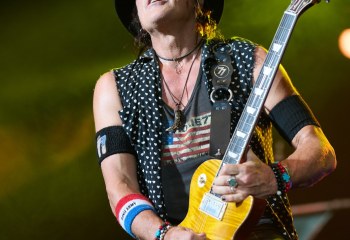 Alice Cooper - Photo By Peti