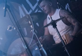 All To Get Her - Photo by Dänu