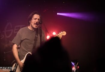 All To Get Her - Photo by Dänu