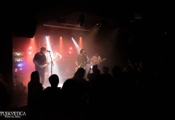 All To Get Her - Photo by Dänu