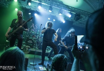 As The Sun Falls - Photo by Dänu