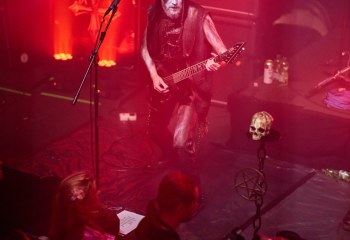 Besatt - Photo By Peti