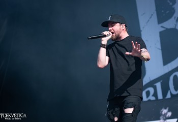 Bloodred Hourglass - Photo by Dänu