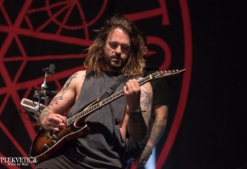 Bury Tomorrow - Photo by Marc