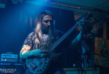 Cenotaph - Photo by Natalie