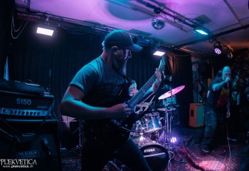 Cenotaph - Photo by Natalie