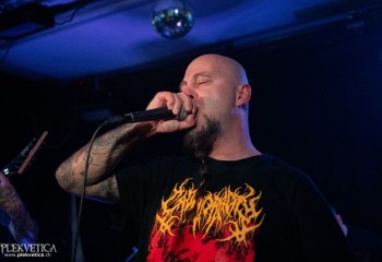 Cenotaph - Photo by Natalie