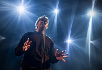 Crimson Pride - Photo by Miky