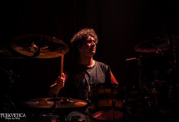 Crimson Pride - Photo by Miky