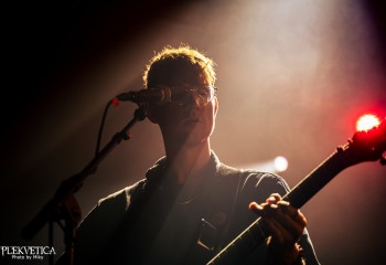 Crimson Pride - Photo by Miky