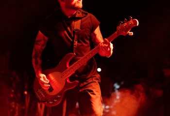 Fit For A King - Photo By Peti