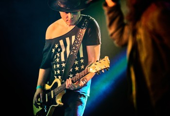 FLORIAN GREY - Photo By Peti