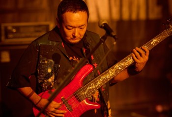 FLOW - Photo By Peti