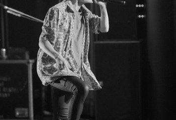 FLOW - Photo By Peti