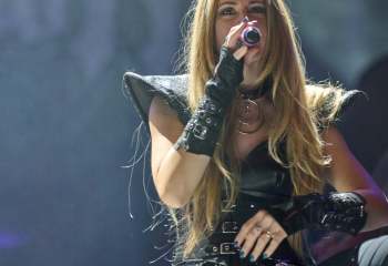 Frozen Crown - Photo By Peti